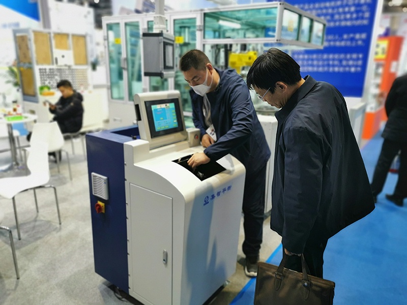 渦輪增壓動平衡機(jī)